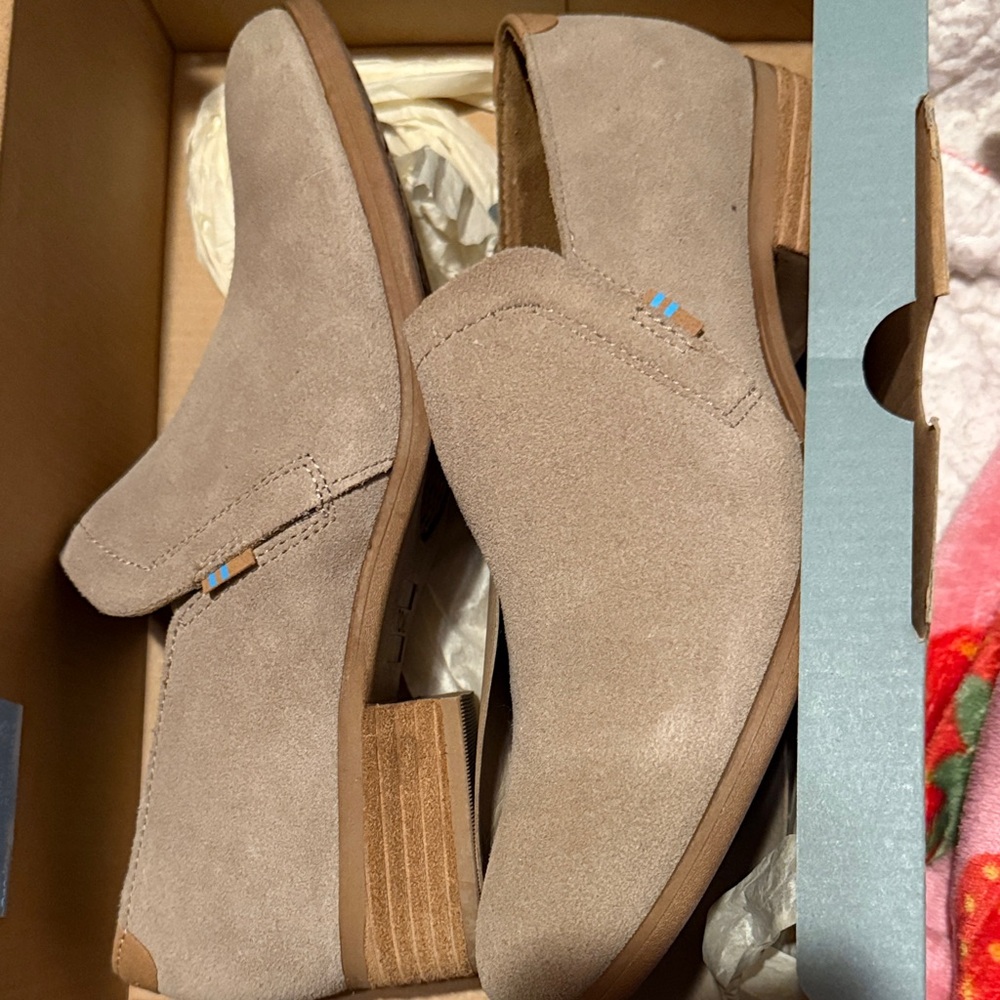 Toms Shaye Desert Taupe Suede Mules